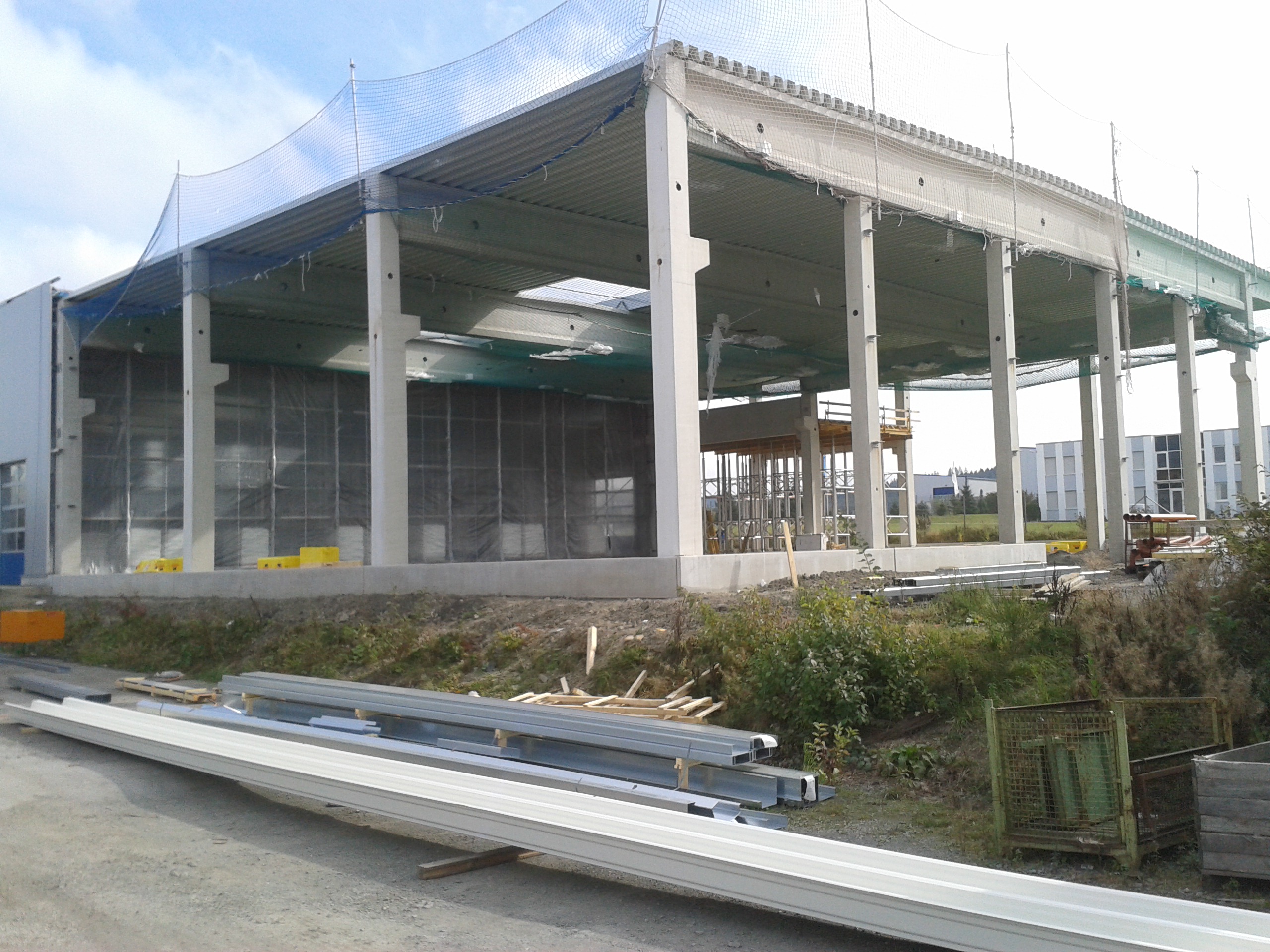 Lagerhalle von Achenbach Logistik, die sich im Bau befindet